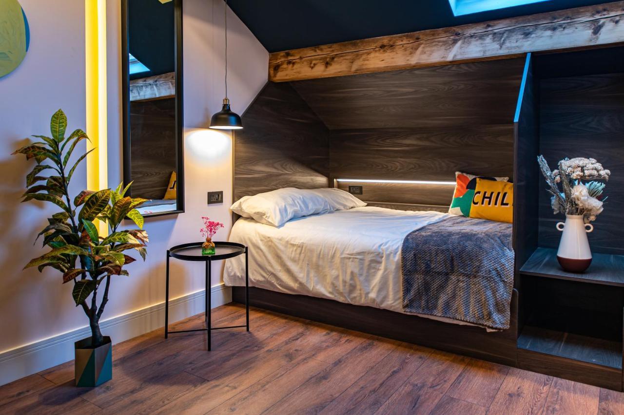 The Nest - Luxury 16 Person Apt W Jacuzzi & Parking Blackpool Luaran gambar